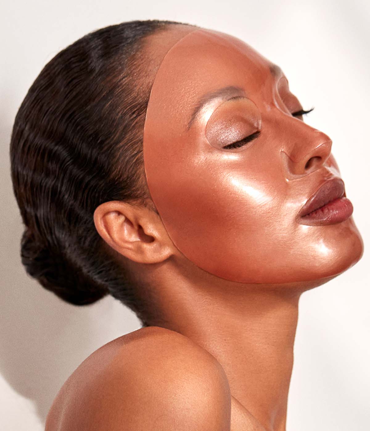 Rose Gold Brightening Facial Treatment Mask - 2